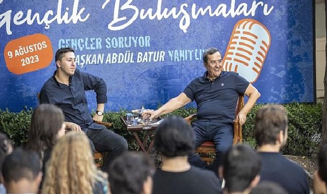 Gençler sordu, Başkan Batur yanıtladı