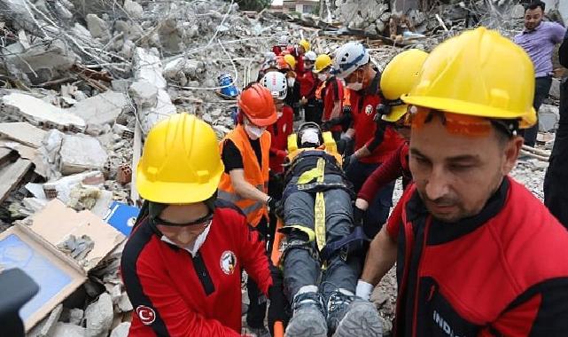 Gerçeğini Aratmayan Deprem Tatbikatı Videosuyla Da Gündem Oldu