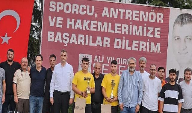 Gölcük Belediyesi Amatör Kulüplerin Yanında