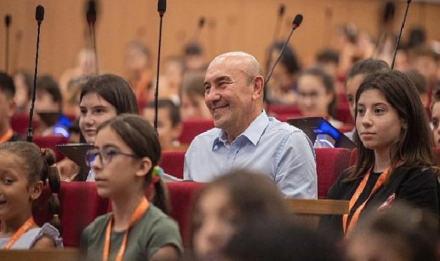 İzmir Büyükşehir Belediyesi çocukların güçlü fikirleriyle yönetilecek