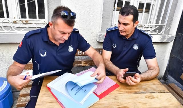 İzmir’de çığırtkan ve hanutçu operasyonu