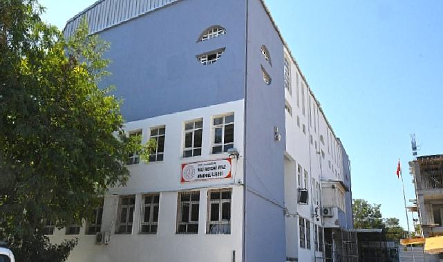 Okullarımızın bakım onarımları hızla sürüyor
