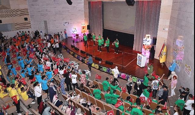 Özel Öğrencilerden “En Özel KOMEK’li” Dönem Sonu Programı