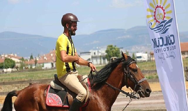 Rahvan At Yarışı Gölcük Koşusu Nefesleri Kesti