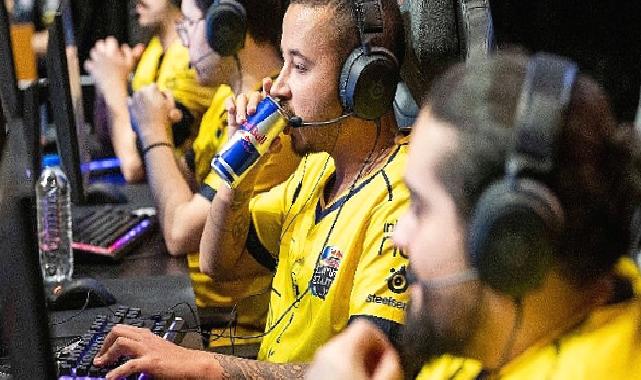 Red Bull Campus Clutch Geri Dönüyor