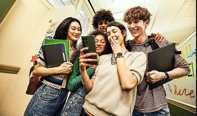 Samsung öğrenci ve öğretmenlere özel olarak akıllı telefon ve tablette Eylül ayı boyunca indirim uygulayacak