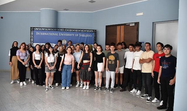 Selçuklu Belediyesi, Uluslararası Saraybosna Üniversitesi ve Saraybosna Eğitimi Geliştirme Vakfı (SEDEF) İş Birliğinde 10. sınıf öğrencileri için İngilizce dil eğitimi veriliyor