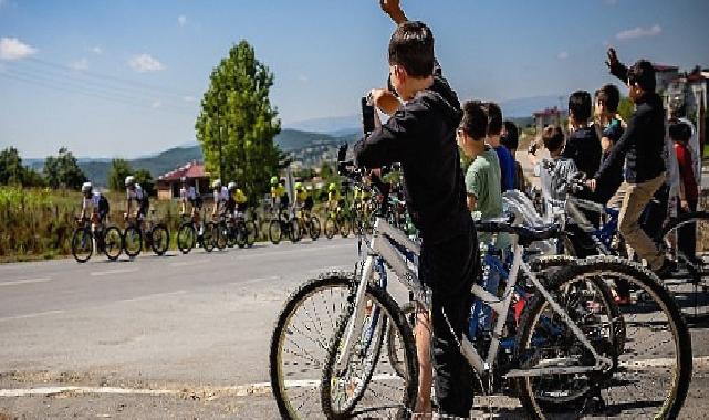 Uluslararası 100. Yıl Cumhuriyet Bisiklet Turu’nun 3. Etabı sona erdi