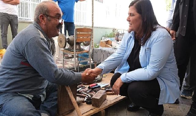 Başkan Çerçioğlu İncirliova Pazarı’nda Vatandaşlarla Buluştu