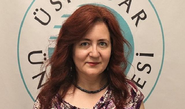 Çevirmenler, Kültür Uzmanı Olarak Aktif Rol Oynuyor