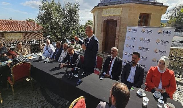 Gölcük Belediyesi Edebiyata Yön Veren Sempozyumlara Devam Ediyor