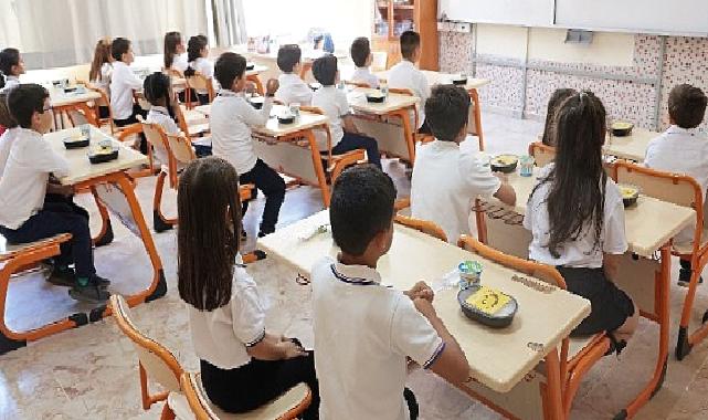 Her Gün 3 Bin İlkokul Öğrencisine Sıcak Öğle Yemeği