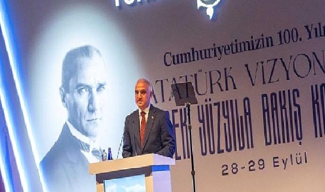 İş Bankası’nın Uluslararası Atatürk Konferansı Başladı