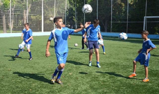 İzmir Büyükşehir Belediyesi Spor Okullarında Yeni Dönem Başladı