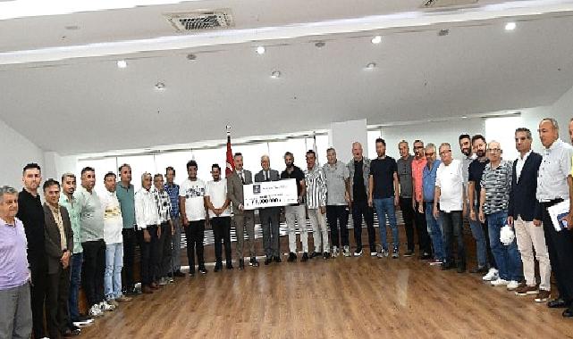 Karabağlar Belediyesinden Amatör Spor Kulüplerine Büyük Destek