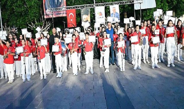 Kursiyerler sertifikalarını aldı