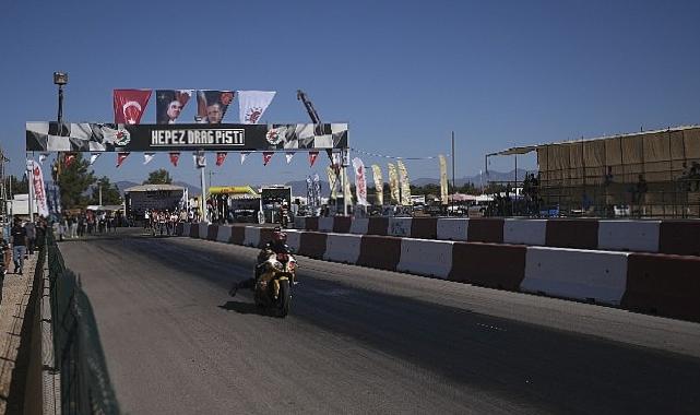 Motosiklette İki Yarış Birden