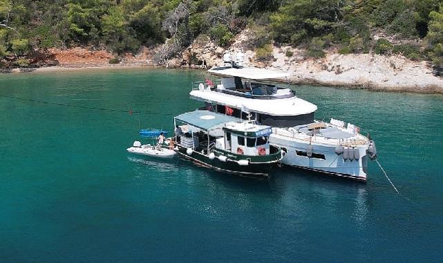 Muğla Büyükşehir Bu Yıl 10 Bin Tekneden Atık Topladı