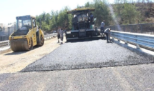 Naras köprüsüne sıcak asfalt