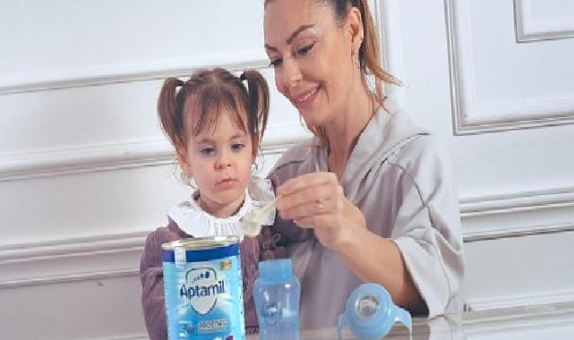 Özge Özder, Kızı İçin Çocuk Devam Sütü Tercihini ve Nedenlerini Paylaştı