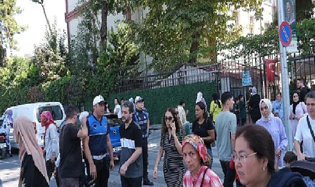 Zeytinburnu’nda Öğrenciler Zabıta Ekiplerine Emanet