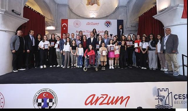 Arzum, Cumhuriyetin 100. yılını Arzum Türkiye Kadınlar Satranç Şampiyonası ile kutladı