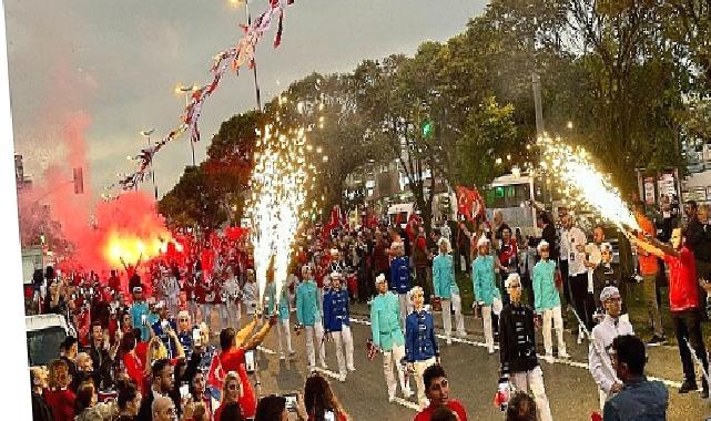 Avcılar Tarihinin En Kalabalık Cumhuriyet Korteji