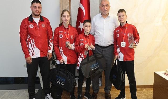 Başkan Sandıkçı Dünya Şampiyonu Sporcuyu Ağırladı