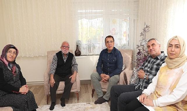 Başkan Savran ev ziyaretlerini sürdürüyor