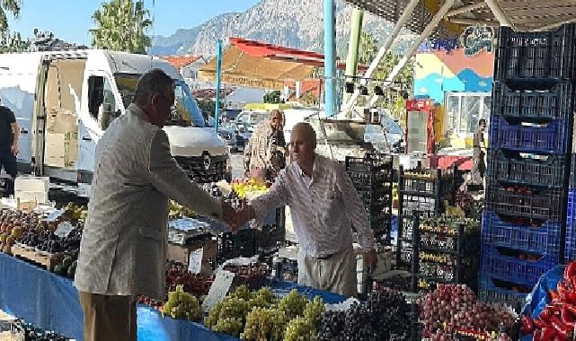 Başkan Topaloğlu’ndan Pazar Esnafı Ziyareti