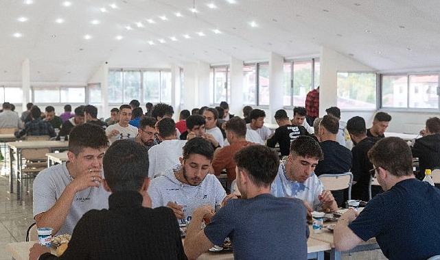 Büyükşehir’in Elmalı öğrenci yurduna yoğun ilgi