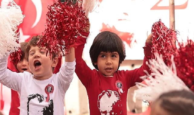 Çankayalı miniklerden işaret dili ile Atatürk sevgisi