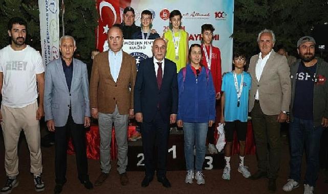 Cumhuriyetin 100. Yılına Özel Laser Run Yarışları Atatürk Botanik Bahçesi’nde düzenlendi