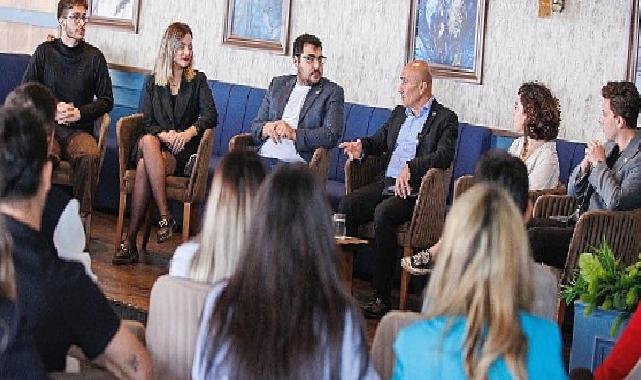 Cumhuriyet’in 100’üncü yılında meclis koltuklarında gençler ve çocuklar oturacak