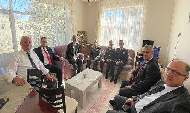 Cumhuriyet’in 100.yılında belediye başkanı Ulaş Yurdakul’dan anlamlı ziyaret