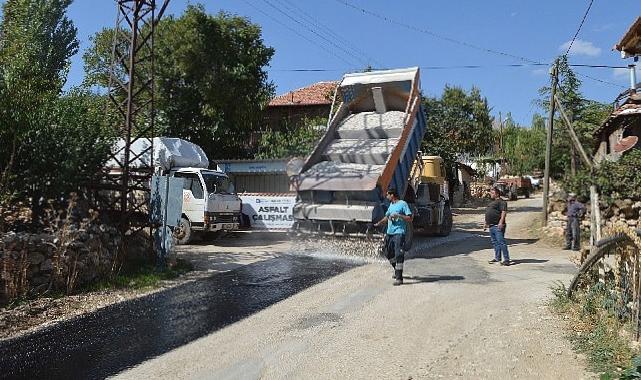 Elmalı Çukurelma yolu asfaltlanıyor