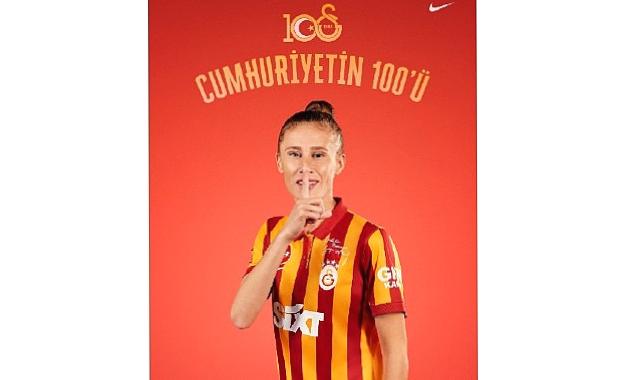 Galatasaray, Cumhuriyet’in Yüzlerini Bir Araya Getirdiği Kampanyasını Duyurdu!