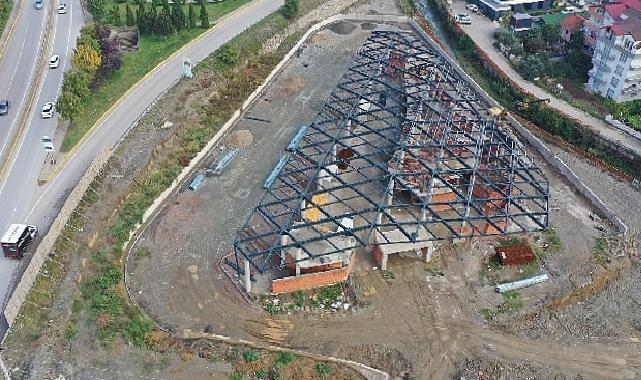 Gölcük Terminalinde Çatı İmalatı Sürüyor
