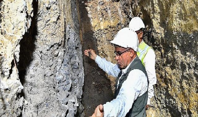 İzmir’i depreme dayanıklı hale getirmek için 90 hendekten 140 örnek alındı