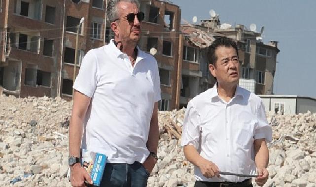Japon Deprem Uzmanı Yoshinori Moriwaki deprem bölgesinde, özel tır “Kaşif”le eğitimlere başladı