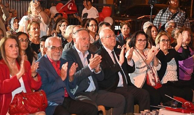 Karabağlar Belediyesi ve ADD Şubesi’nin düzenlediği 100 yıl kutlaması coşkuyla yapıldı