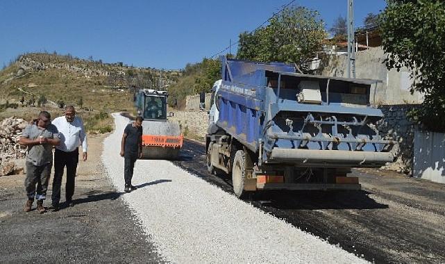 Manavgat Sırtköy Mahallesi Grup Yolu asfaltlanıyor