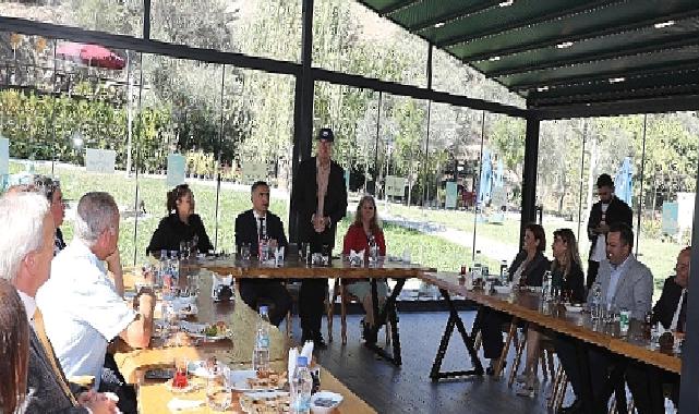 Narlıdere’de Muhtarlar Günü Kutlandı
