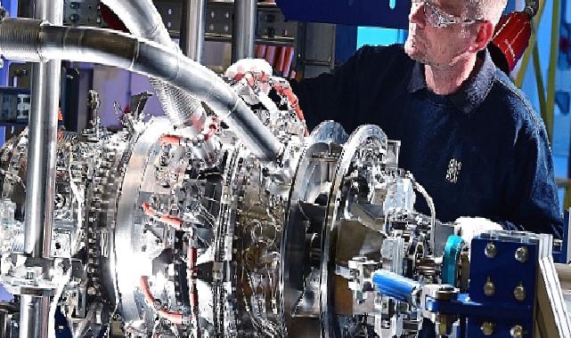 Rolls-Royce, Hibrit-Elektrikli Uçuş için Adımını Başarıyla Tamamladı