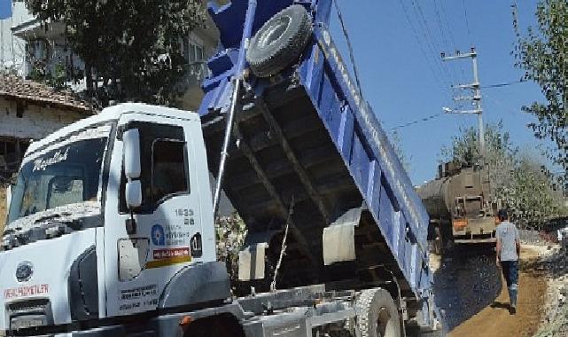 Serik Deniztepesi Grup Yolu Asfaltlanıyor