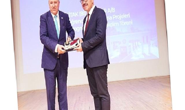 TÜBİTAK Başkanı Mandal, EÜ’de öğrencilerle bir araya geldi