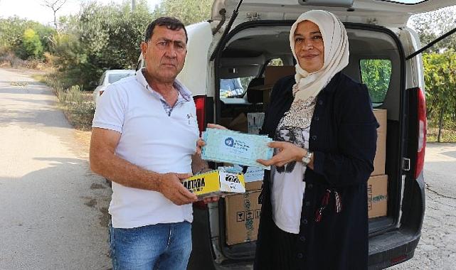 Büyükşehir’in ücretsiz tuzak dağıtımı sürüyor Serik’te 18 bin adet yapışkan tuzak dağıtıldı