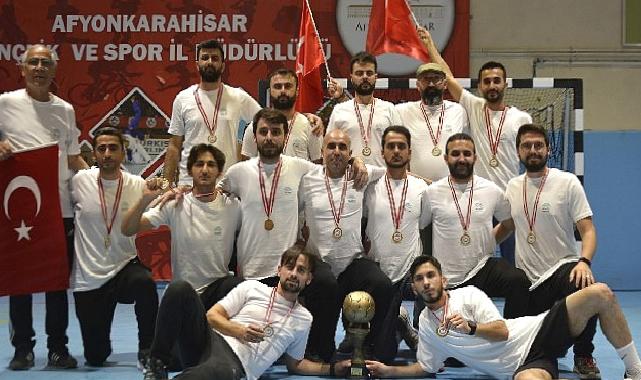 Futsal turnuvasının şampiyonu Nilüfer Belediyesi GESK