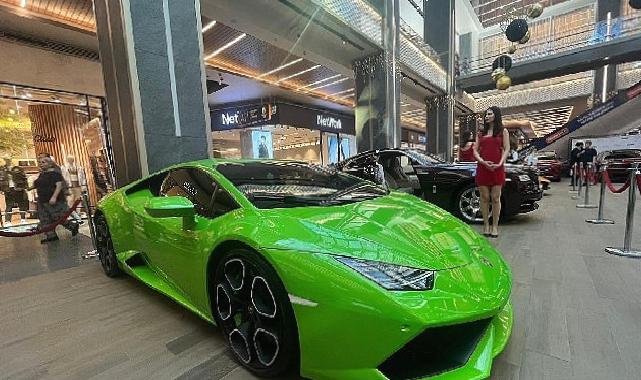 İstMarina AVM dünyanın en lüks otomobillerini ağırlıyor