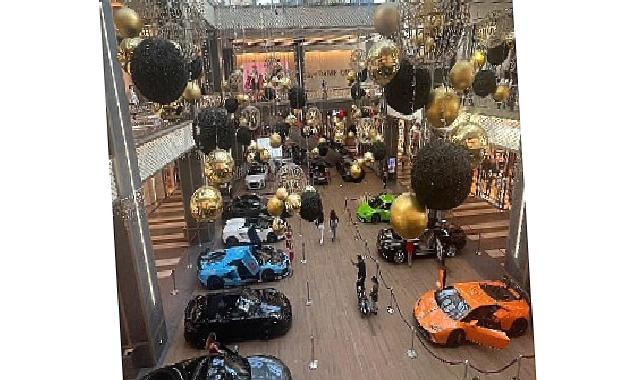 İstMarina AVM dünyanın en lüks otomobillerini ağırlıyor